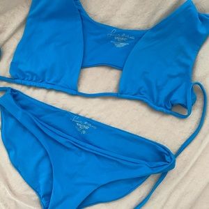 Frankies bikinis size small blue set
